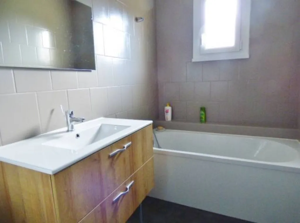 A acheter pavillon avec jardin proche écoles et commerces proche tourville la rivière 76