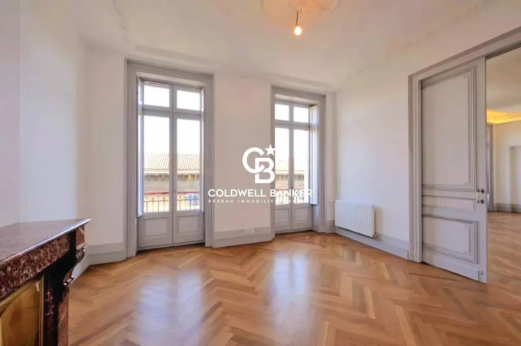 Appartement à vendre Bordeaux Jardin Public - T4 de charme avec balcon et parking