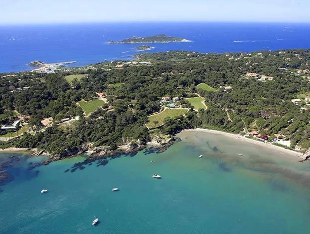 Randonnée jet ski 2 heures TOUR DE LA PRESQU’ÎLE DE GIENS ET LA MADRAGUE