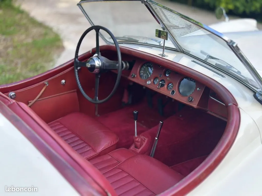VENTE JAGUAR XK 120 OTS LHD/ÉTAT EXCEPTIONNEL/HISTORIQUE COMPLET/MATCHING NUMBER/29850km