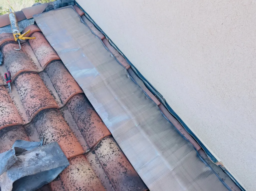 Rénovation de solin de toitureEnsuès-la-Redonne 13820