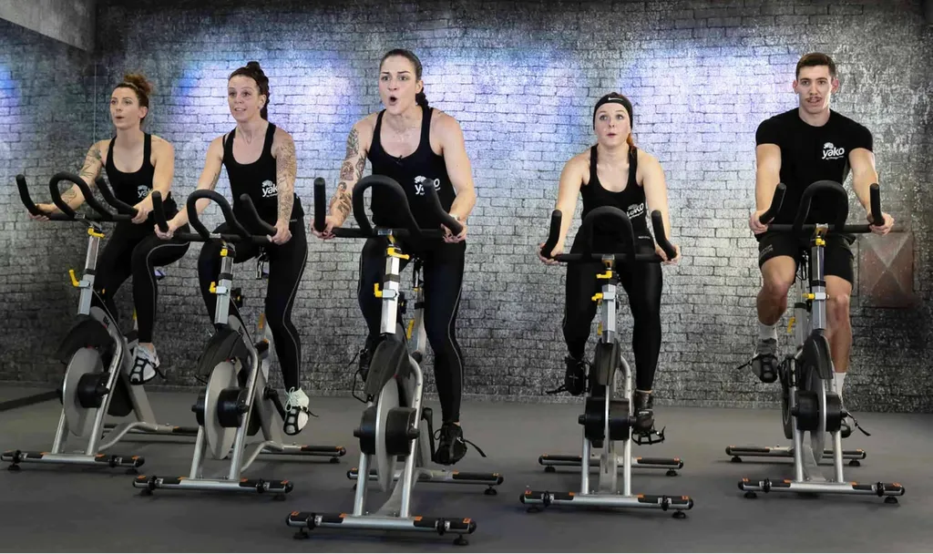 Cours de Bike en salle chez Aquafit, proche de Bordeaux 