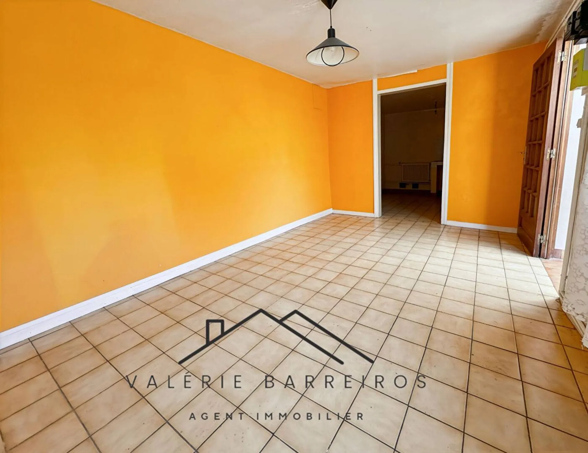 A acheter, maison de 61 m² édifié sur un terrain de 410m² sur la commune de CAUDEBEC LES ELBEUF 76320