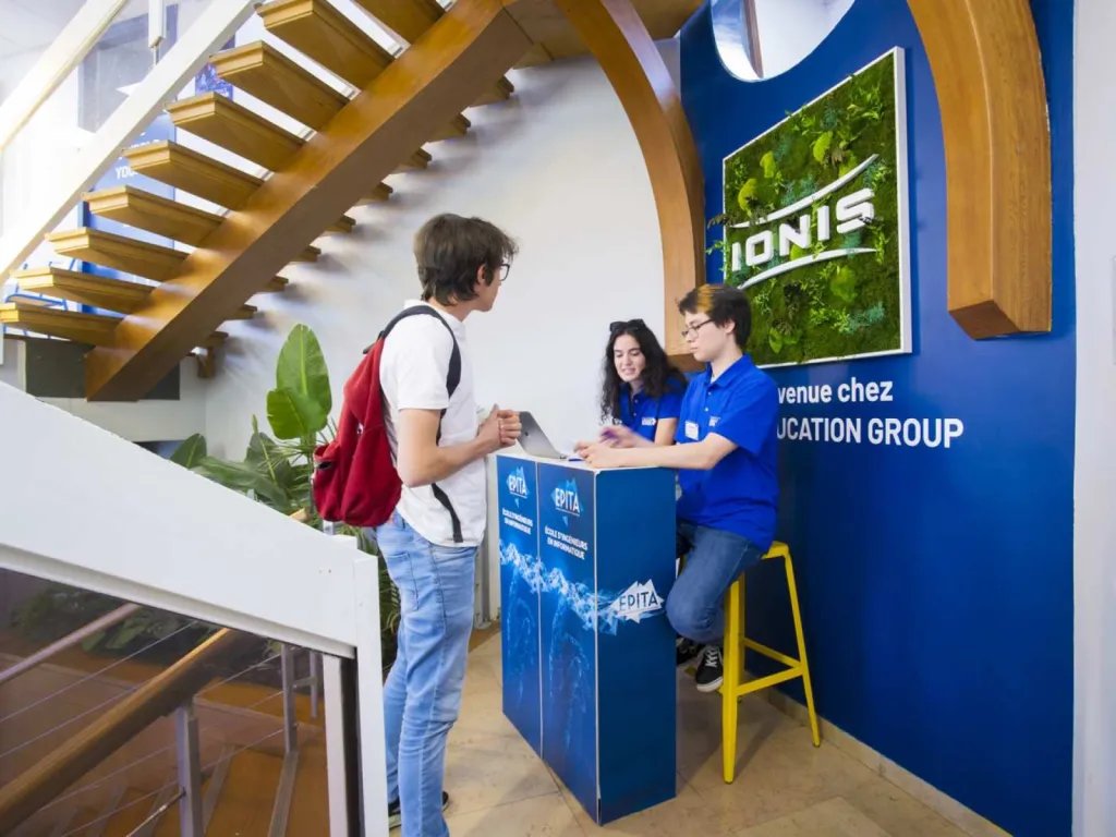 photographe pour école d'ingénieurs EPITA Lyon inscription à l'accueil pour le concours advance