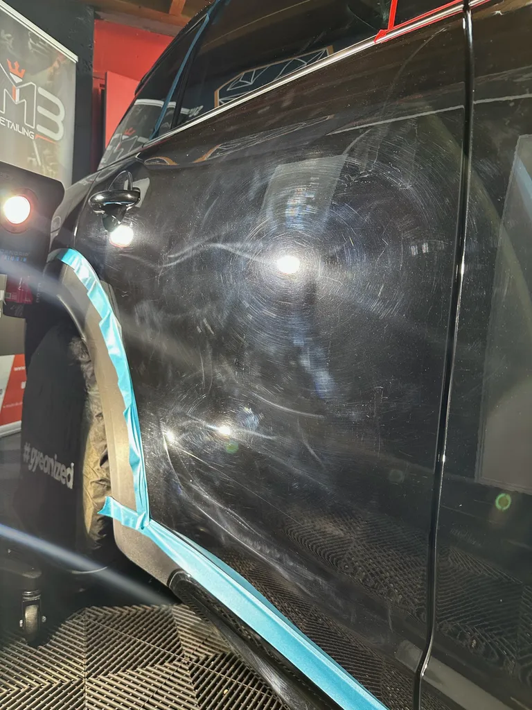 Traitement céramique & polissage multi-étapes sur Mini Countryman – EMB Detailing, spécialiste à Vaugneray (Lyon Ouest)