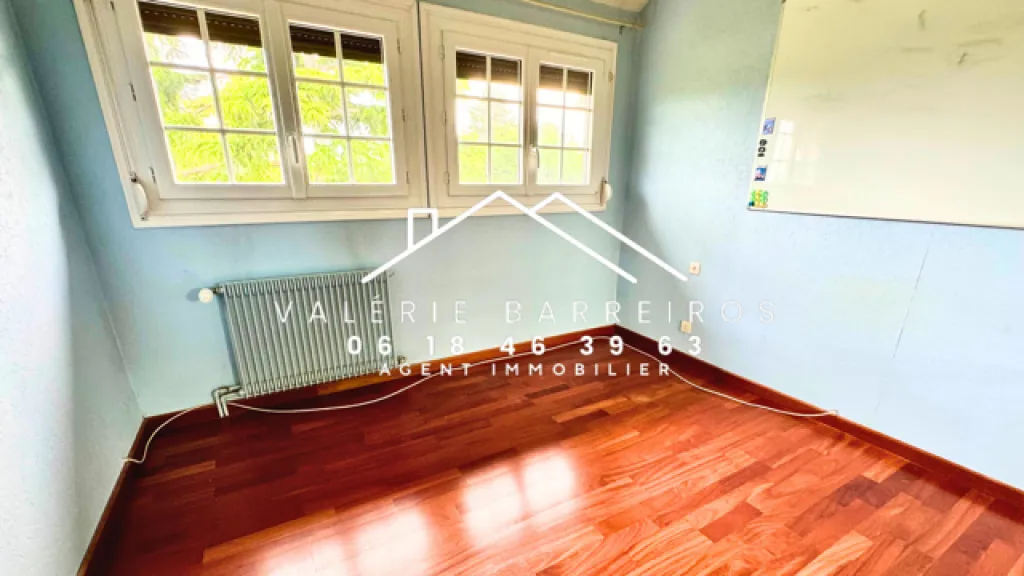 A vendre belle propriété de 130 m² édifiée sur un terrain de 3500 m² sur la commune de FRENEUSE 76410