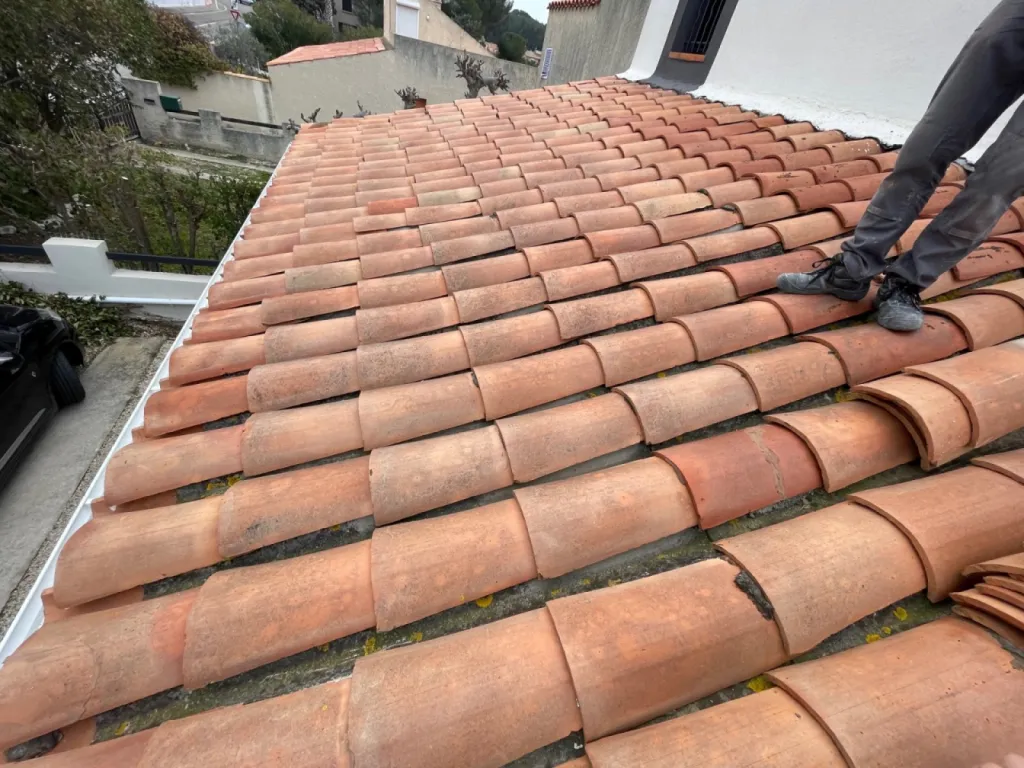 toiture PST Canal avant intervention sur martigues