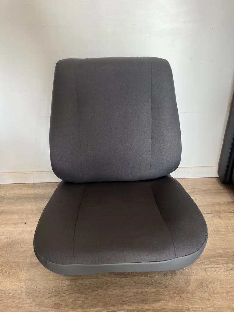 Rénover un siège de voiture à Libourne