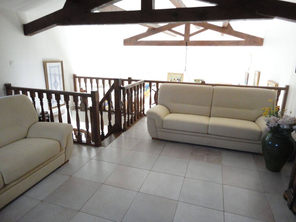 roquefort la bedoule grande maison