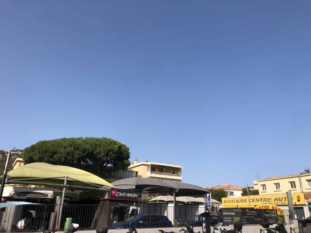 Installation de Système de surveillance pour une entreprise de lavage auto à Six fours les plages