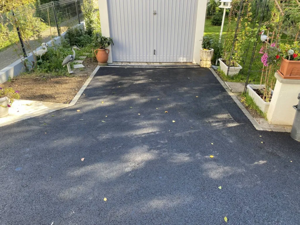 Passage en enrobé d'une maison à Strasbourg CLK 