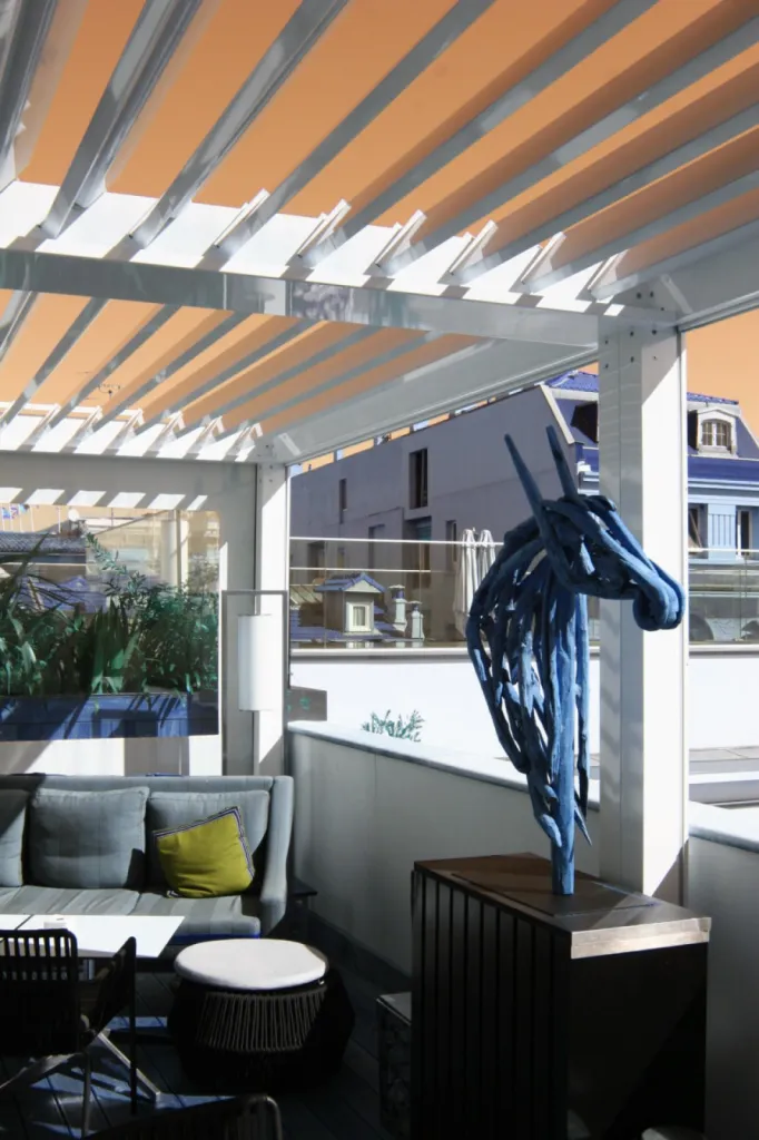 stores et pergola sur mesure