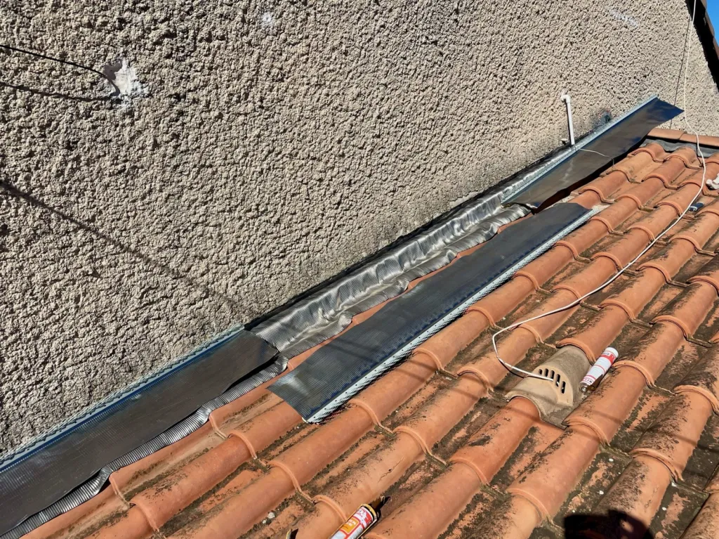 Rénovation de Solin de toiture en Plomb de maison sur Venelles 13770