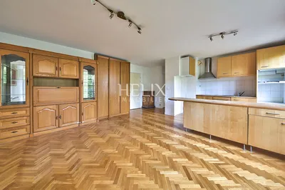 Quartier des Ursulines à Saint Germain en Laye appartement de 2 pièces avec ascenseur