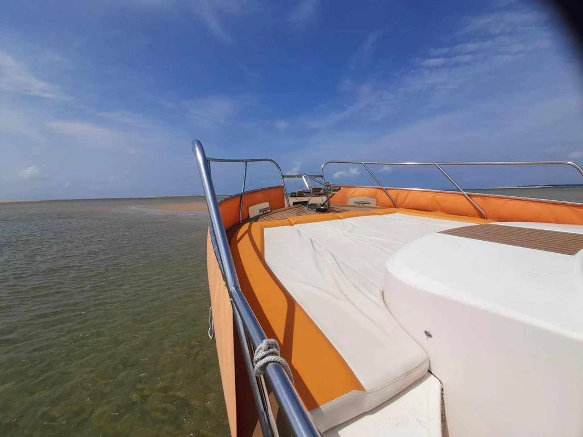 Location d'un bateau Beacher V10.2 CROISIERE à Arcachon ou le Cap Ferret - Bassin d'Arcachon