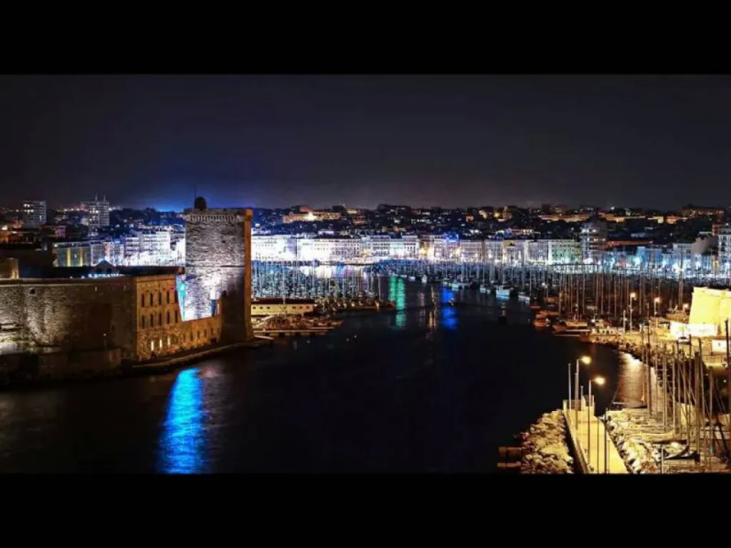 Location de limousine avec chauffeur à Marseille