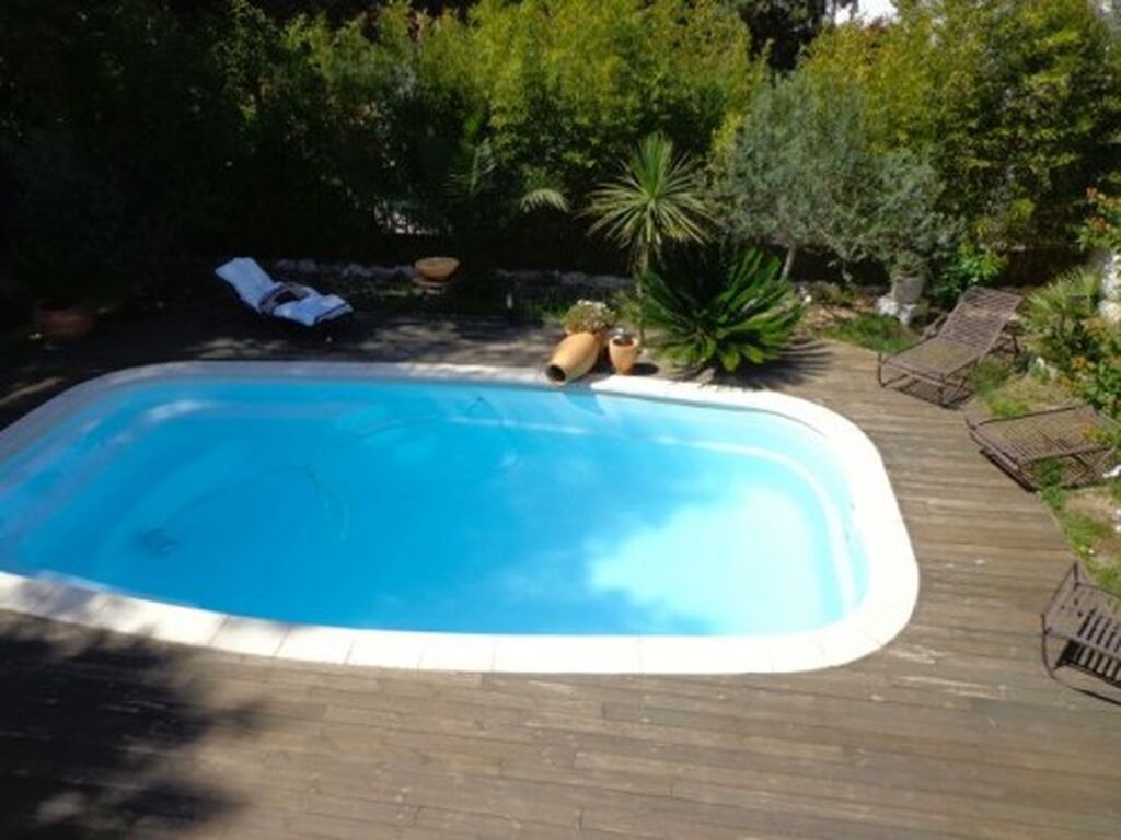 VENDU 4 Cassis au calme, proche centre