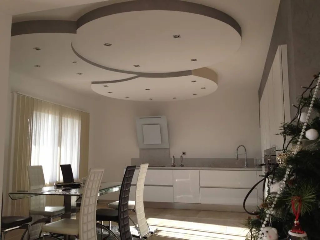 PLAFOND PEINTURE ACRYLIQUE FINE- TERRE DU MONDE