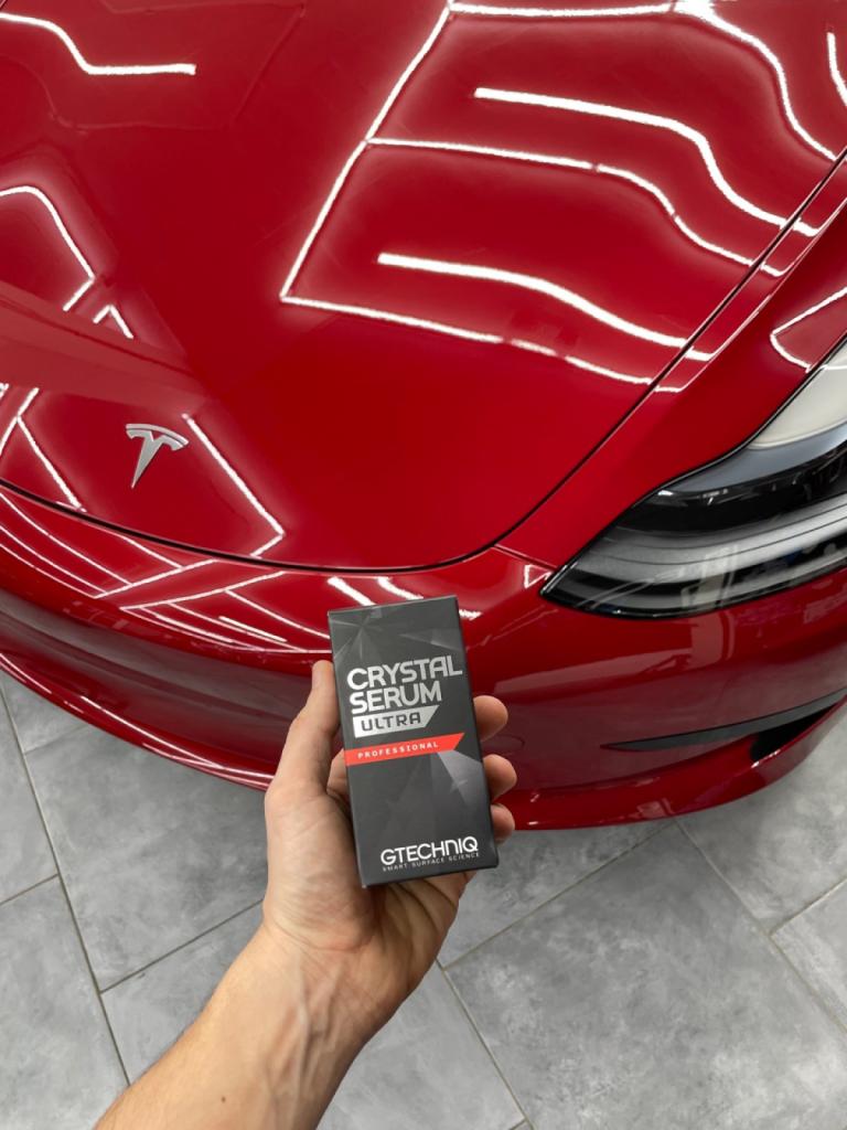 Traitement céramique à Cannes - Tesla Model 3