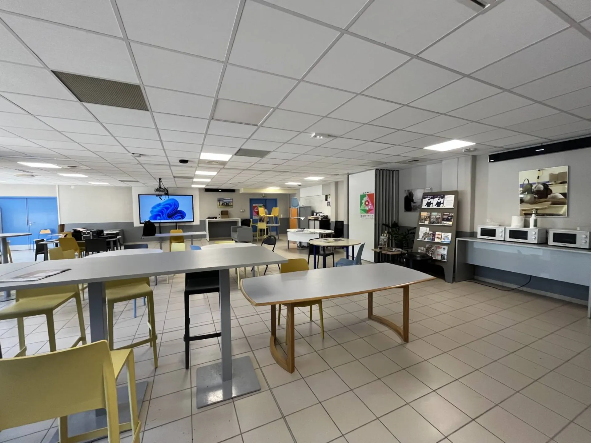  BTP CFA de Livron renforce ses salles de réunion avec des solutions interactives et de visioconférence