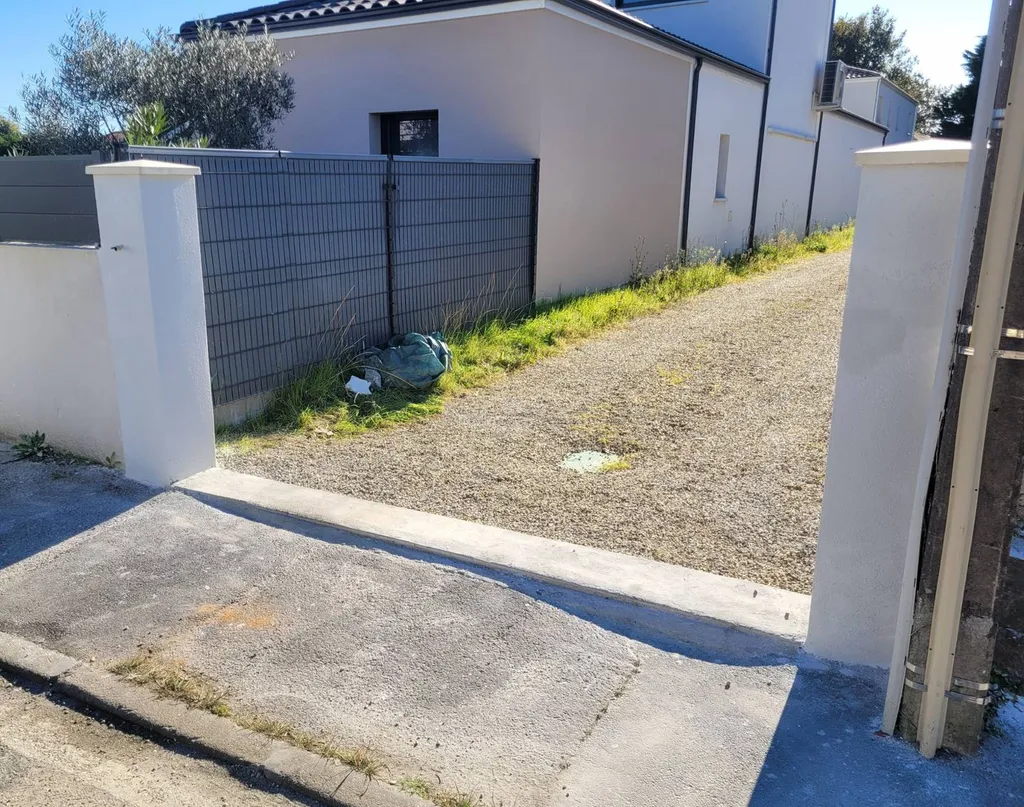 Avant la fourniture et la pose du portail