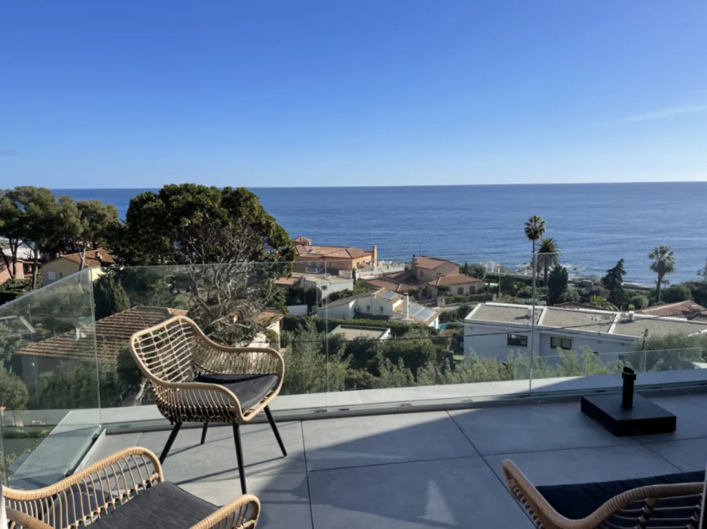 Appartement 3 pièce(s) 2 chambre(s) 100 m² Roquebrune-sur-Argens (83380)