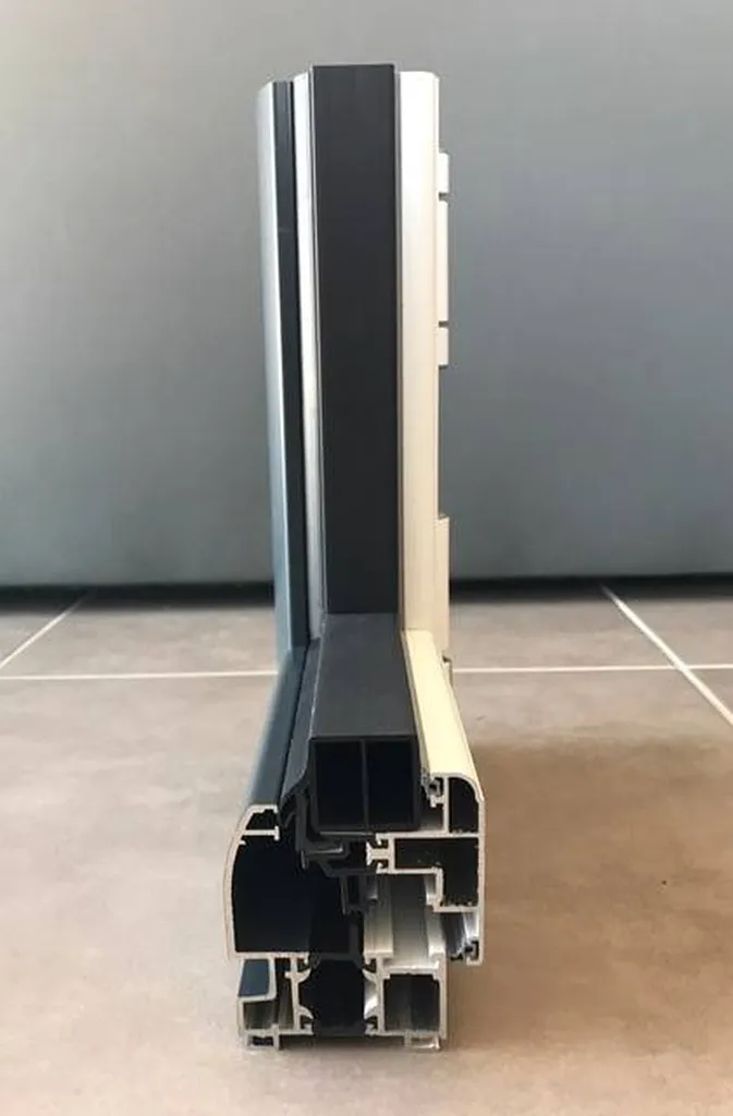 Angle fenêtre en ALU aix en provence