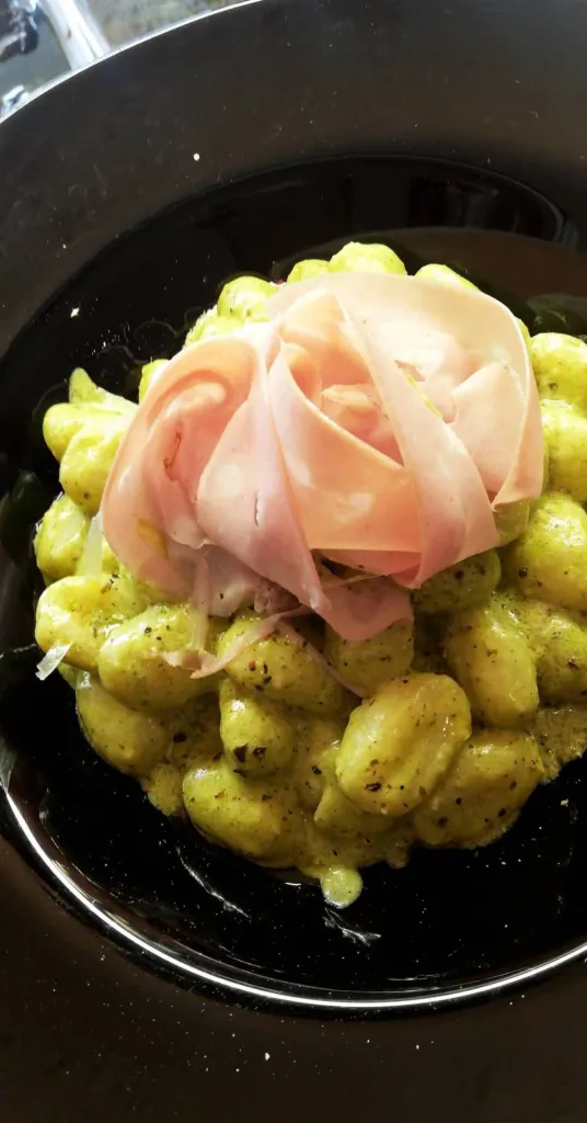 Les gnocchi: douceur et tradition dans chaque bouchée