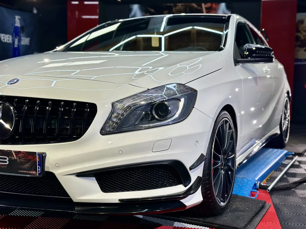 Detailing sur Lyon spécialiste du traitement céramique et de la protection carrosserie Mercedes A 45 AMG covering 