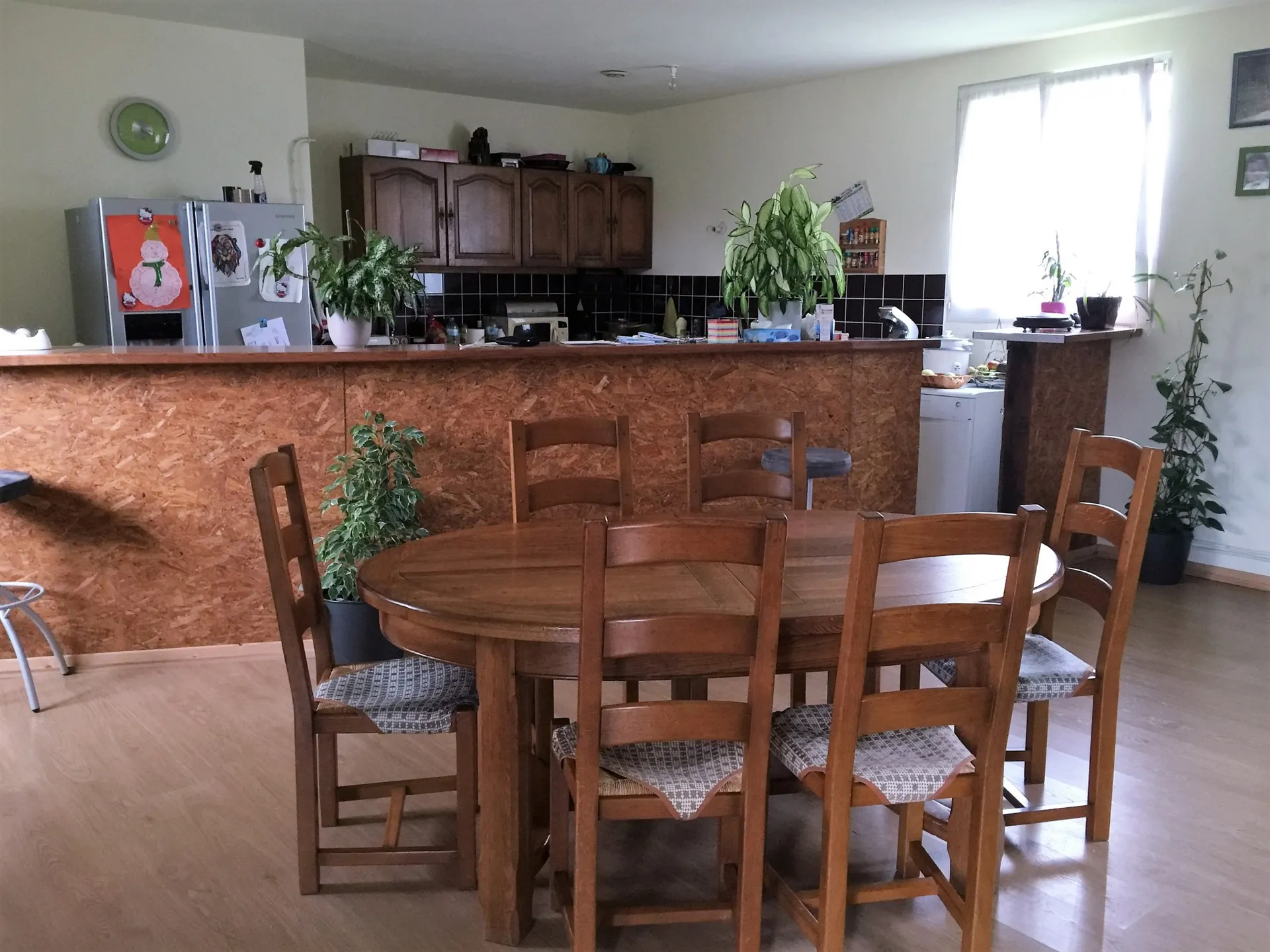 MAISON A VENDRE LISIEUX AVEC 8 CHAMBRES ET UN HECTARE