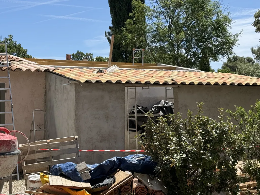 réfection de toiture à Aix en Provence par plaque sous tuile et tuile canal