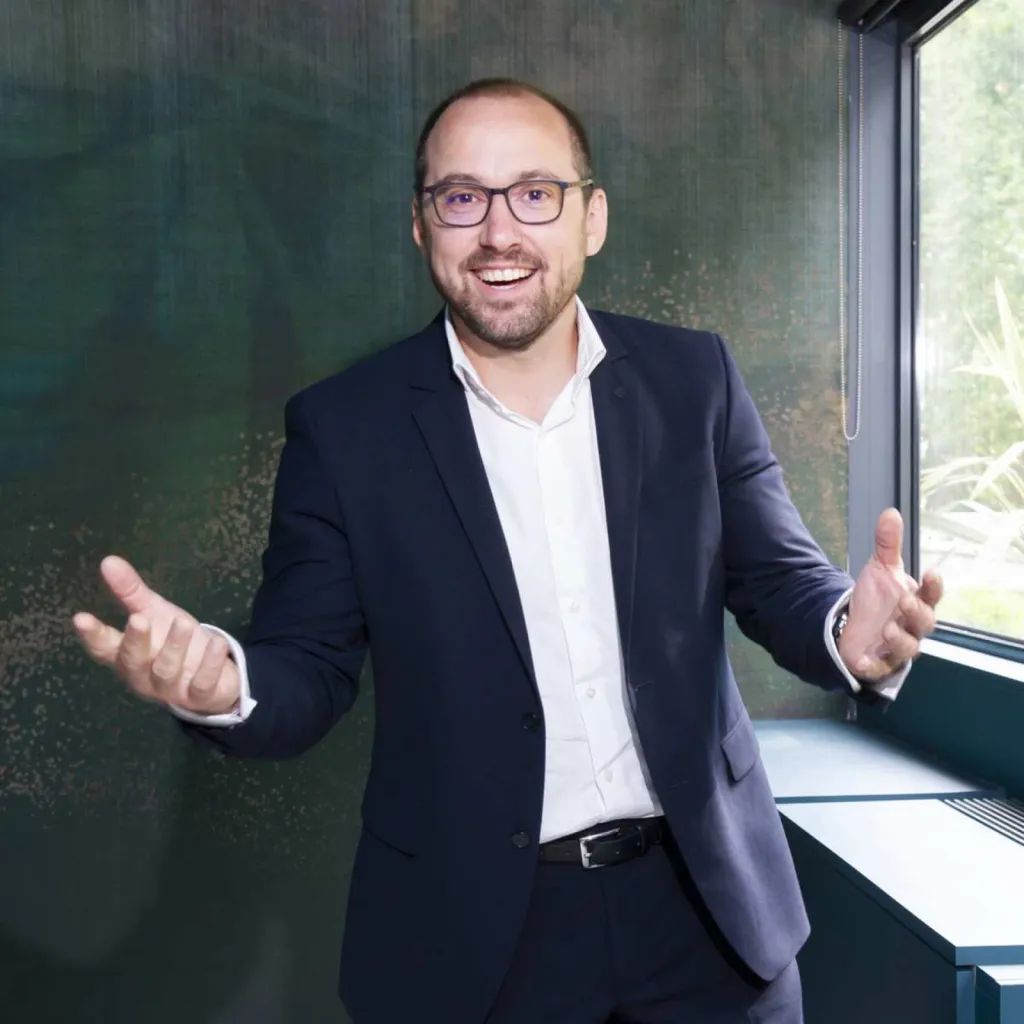 photographe corporate Lyon pour portrait en entreprise pour le site internet, les réseaux sociaux, le journal interne, les parutions presse