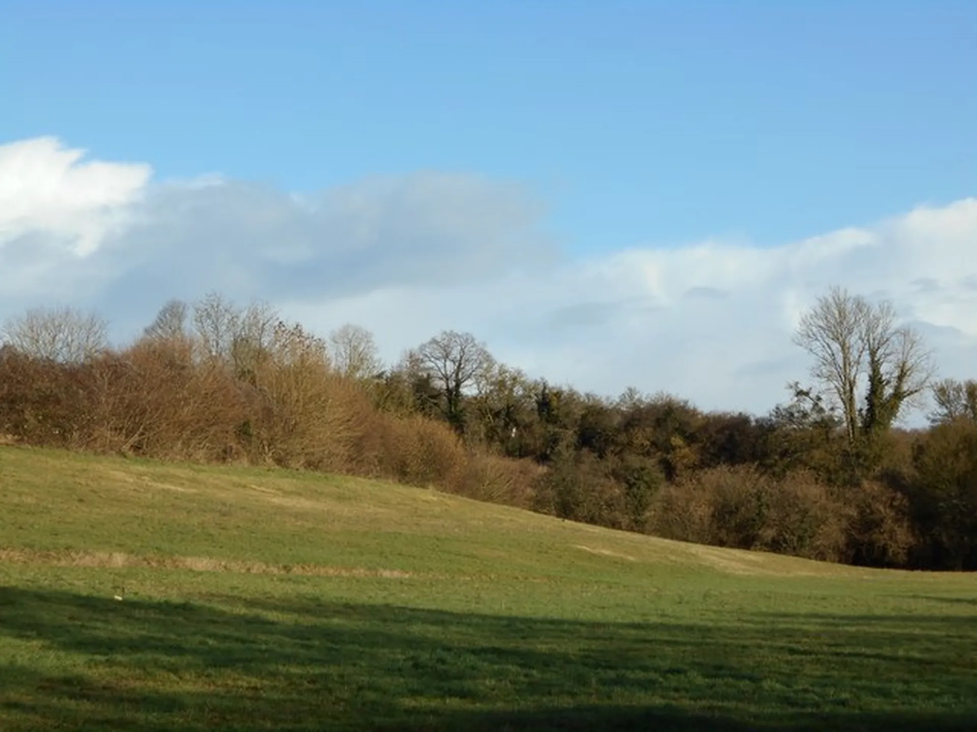 MAISON A VENDRE AVEC RUISSEAU OU RIVIERE PROCHE DE LISIEUX, CALVADOS 14