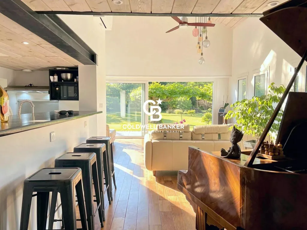 Maison à vendre Tosse - propriété de 295 m² avec 9 suites, piscine, étang privé et parc arboré
