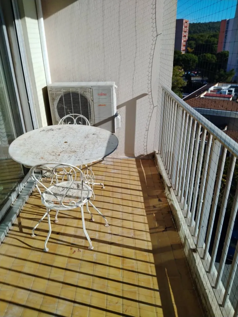 Nettoyage balcon Aurons 13121