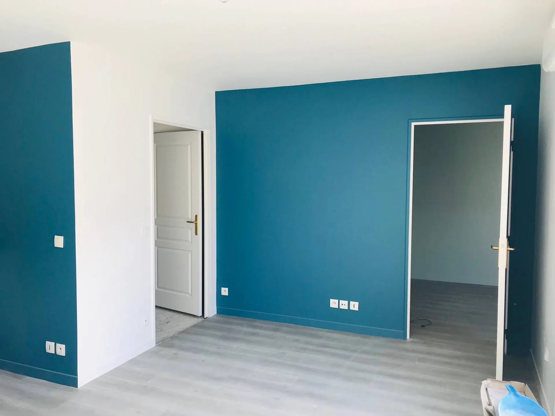 PHOTOS APRÈS: Travaux de peinture appartement à Lyon 9ème