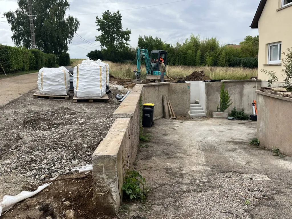 Pose d’enrobé pour une descente de garage à La Robertsau près de Strasbourg