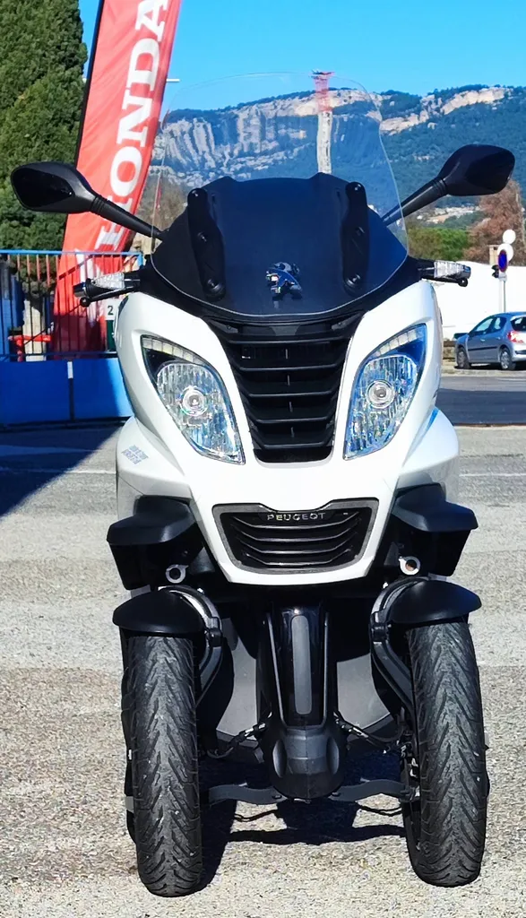 SCOOTER OCCASION PEUGEOT METROPOLIS 13 POUCES ABS LA SEYNE SUR MER