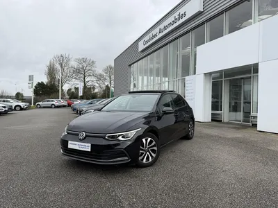Achat Volkswagen Golf 8 d'occasion à La Frénaye : Berline Diesel DSG7 disponible chez votre concessionnaire proche du Havre et Fécamp