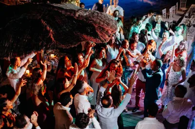 villa les pieds dans l'eau pour mariage en Corse