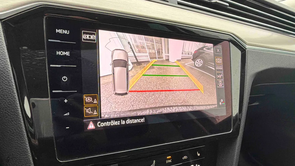 Volkswagen Passat SW occasion diesel automatique proche Rouen – break familial fiable et bien équipé