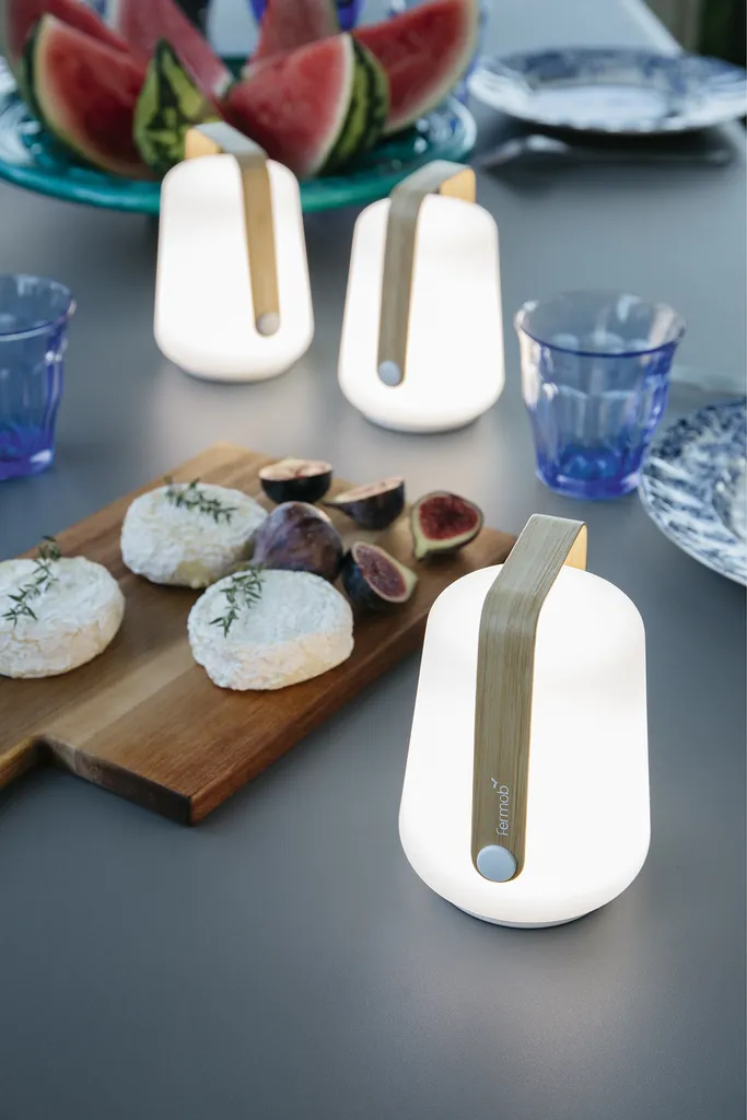 LUMINAIRES FERMOB : ILLUMINEZ VOS EXTERIEURS AVEC STYLE ET ÉLÉGANCE