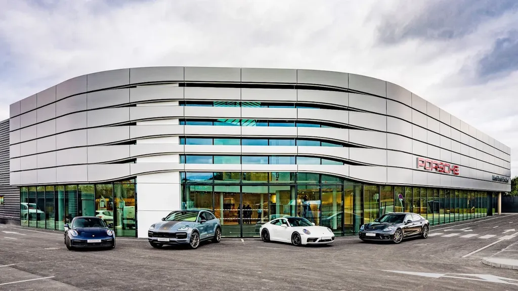 Porsche Saint Germain en Laye partenaire helix immobilier