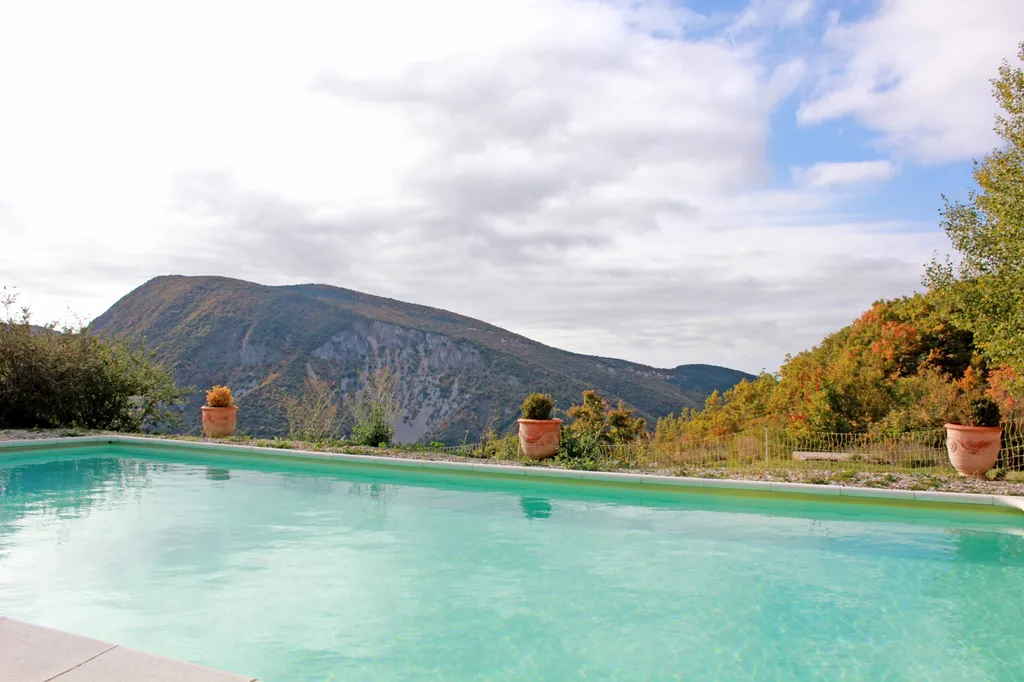 Mas avec piscine à vendre par ROSIER