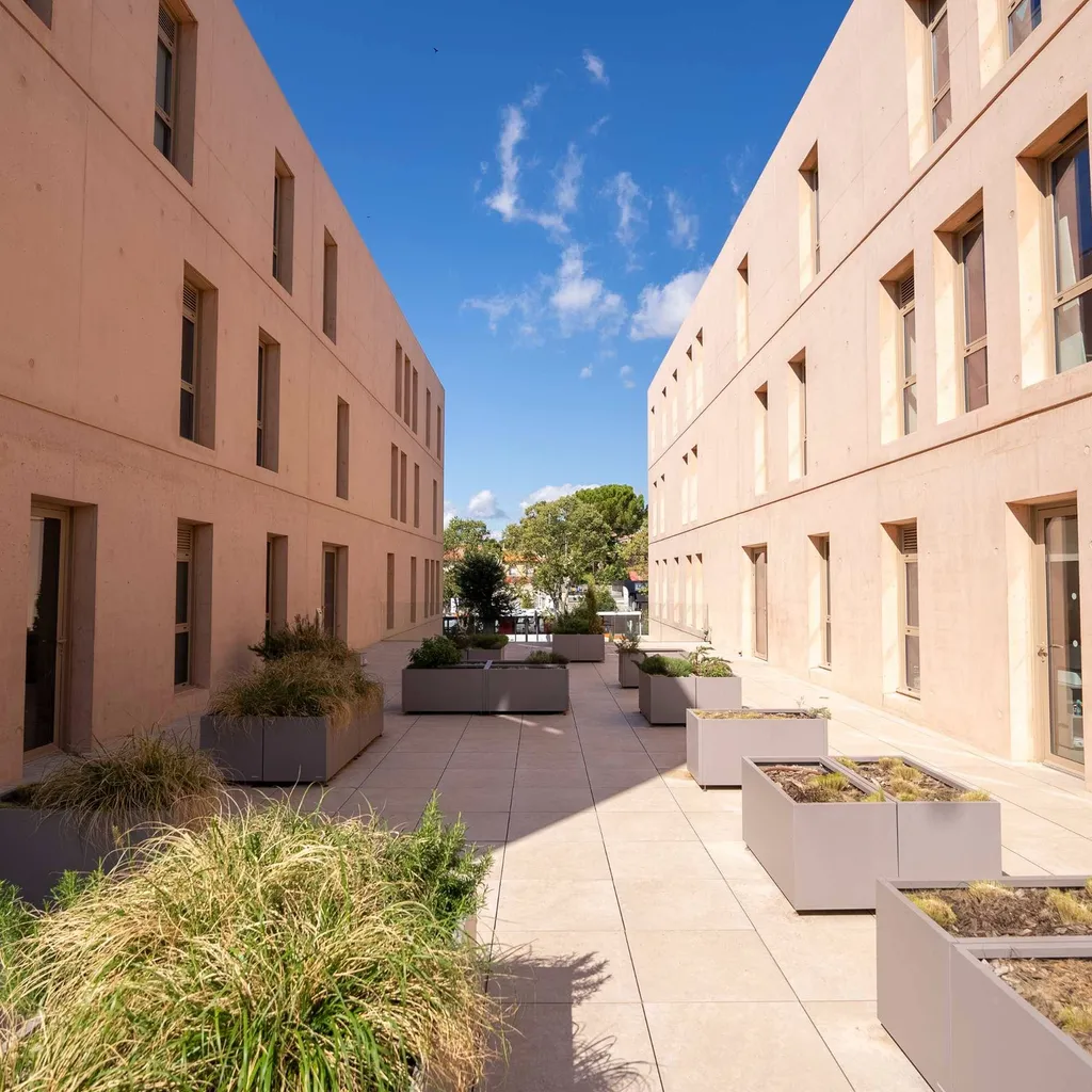Bureaux avec terrasse Aix-en-Provence programme neuf