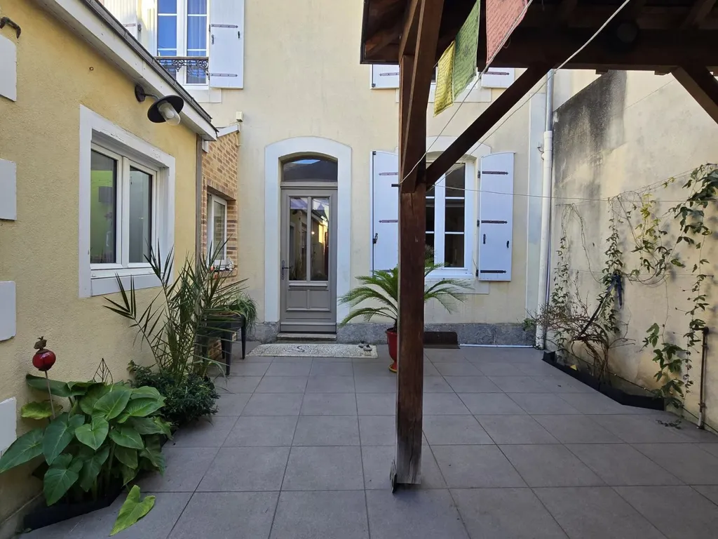 maison de ville à vendre avec 3 chambres au mans