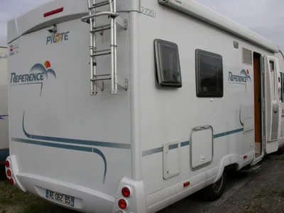 VENDU Camping Car intégral Pilote G 735 référence