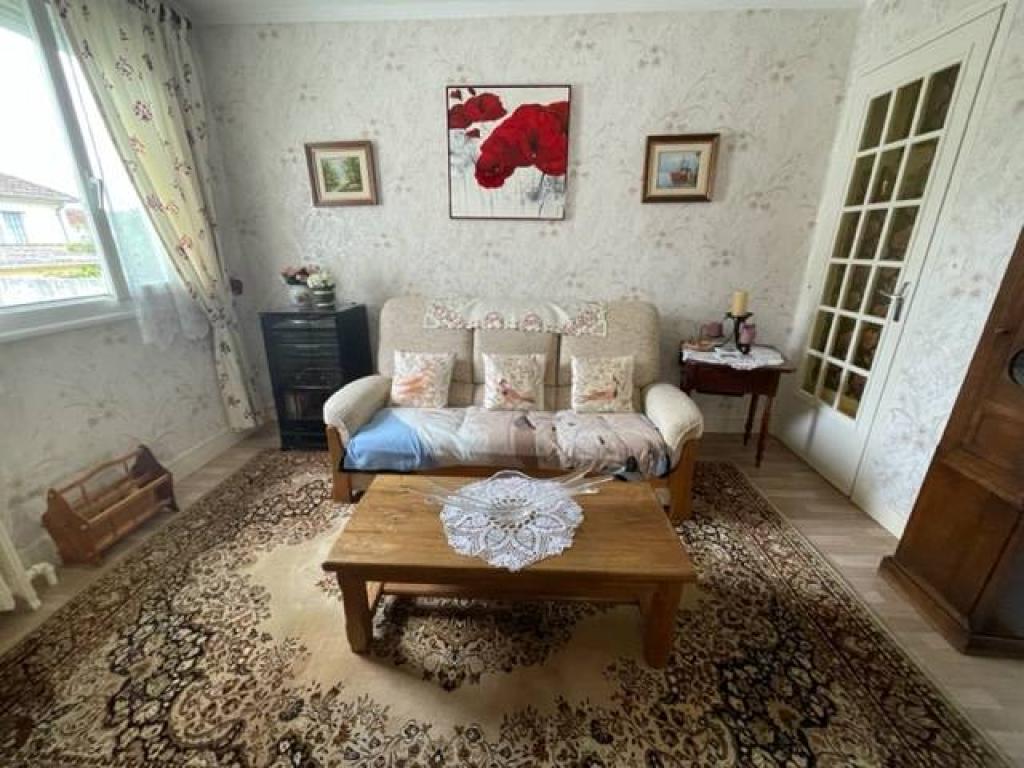 terrain 369 m² 27370