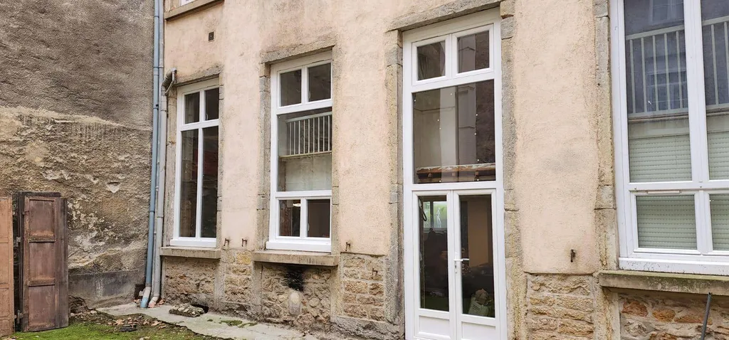 Changement de menuiseries et fenêtres dans les pentes de la Croix-Rousse à Lyon 1