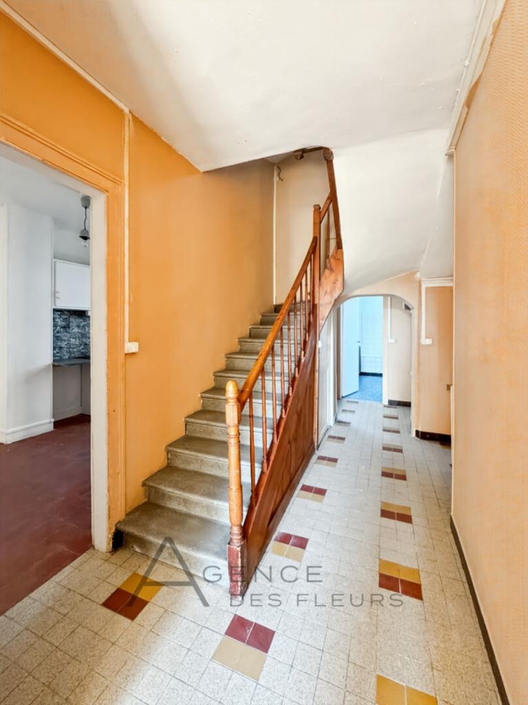 A vendre maison de ville de 104 m2 située à Saint-Aubin-les-Elbeuf